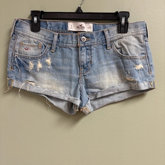 Hollister Womens Y2K Micro Mini Shorts Size 27 Denim Pockets Logo Distressed - Picture 1 of 8